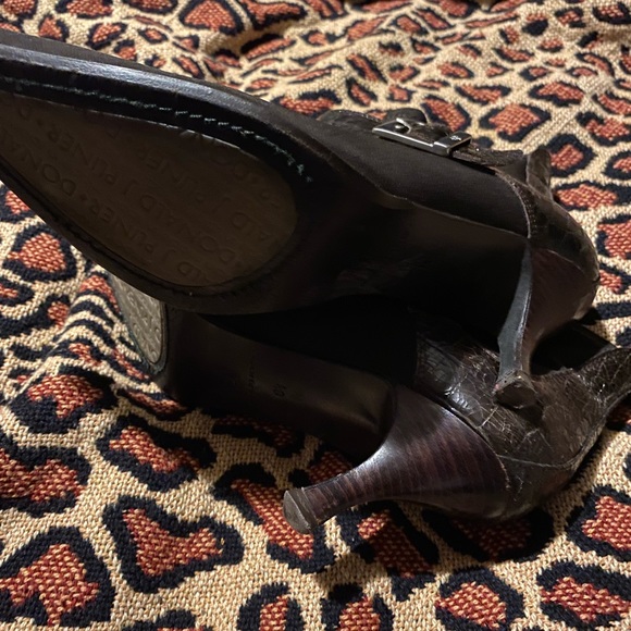 Donald J Pliner Brown Shoe Boots - Picture 10 of 11